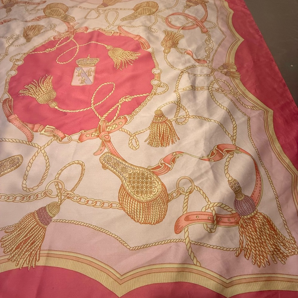 Vintage Pink/Gold Silk Hairbrush and Tassel Print Square Scarf Wrap 34x34” - Picture 4 of 8